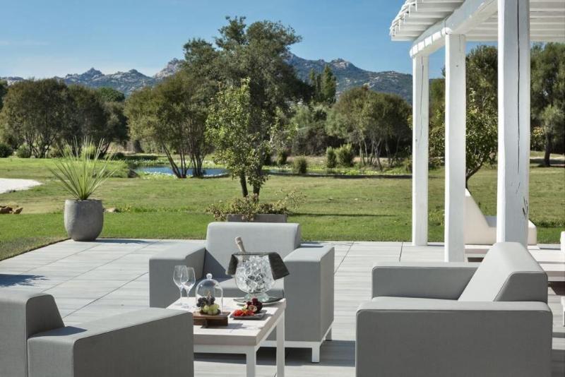 Li Neuli Country Club Hotel San Pantaleo Luaran gambar