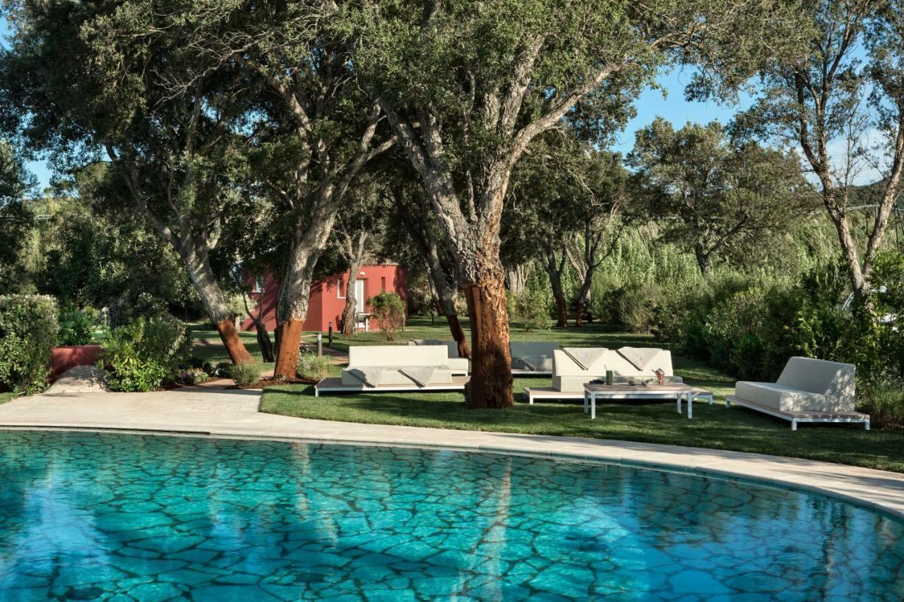 Li Neuli Country Club Hotel San Pantaleo Luaran gambar